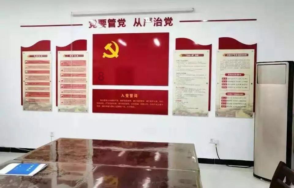 逃离蜥蜴森林